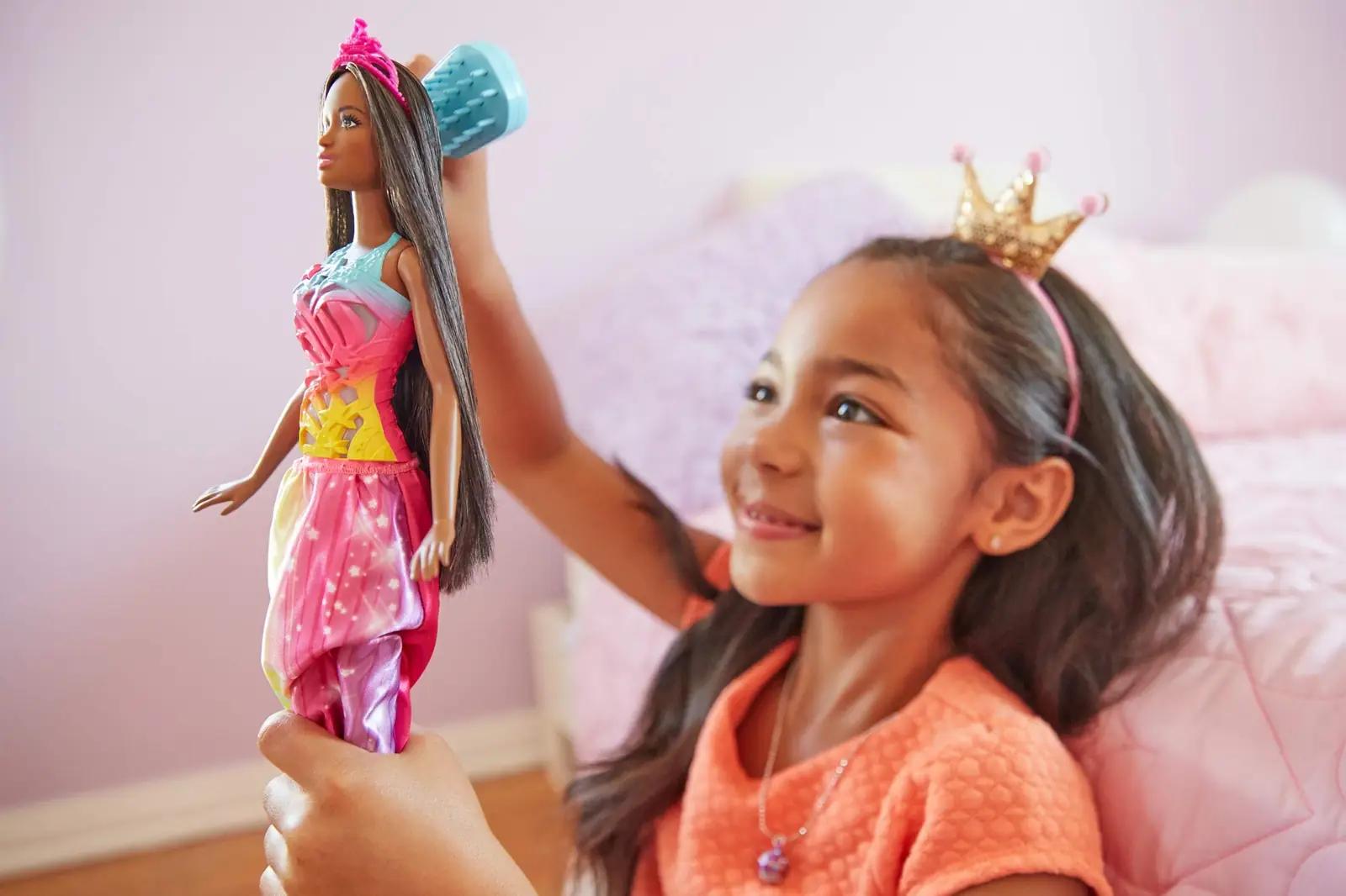 Barbie nukukomplekt – printsess juukseteemaline mänguasi, FRB13 – detailne vaade