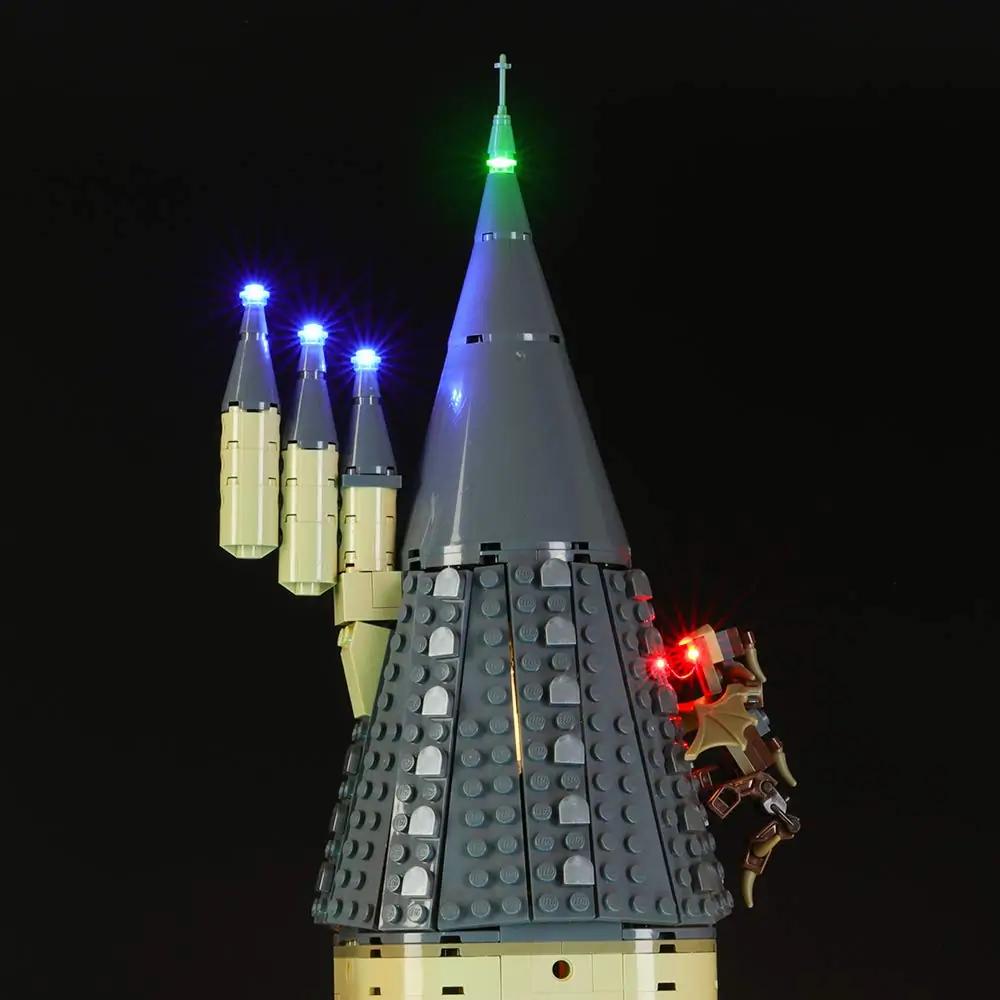 BRIKSMAX LED-valgustussüsteem Hogwartsi lossile — detailne efekt – pakend ja tarvikud