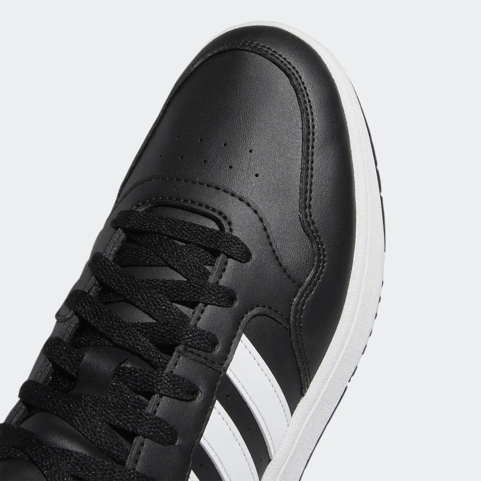 adidas stiilsed vintage korvpallijalatsid – lisavaade