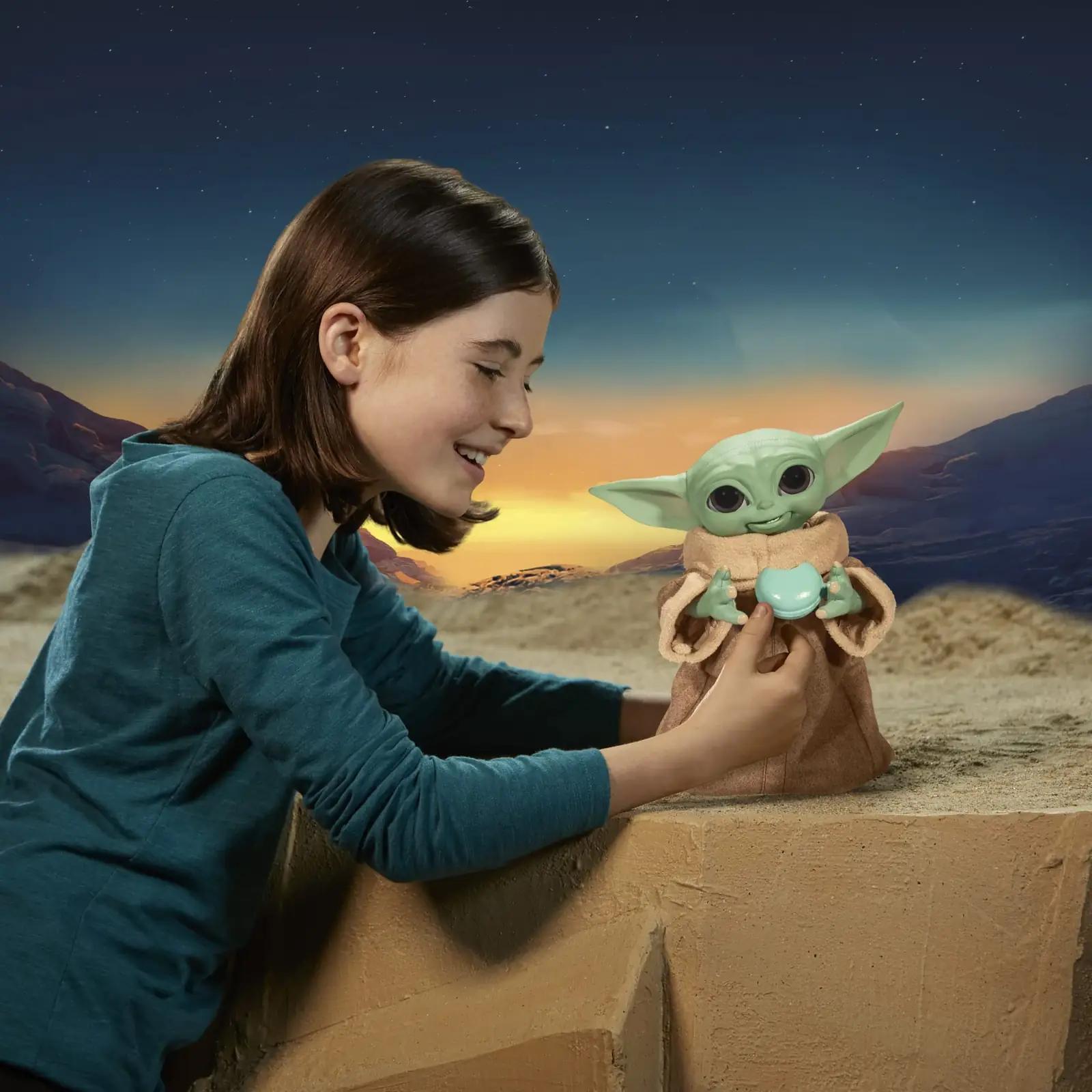 Star Wars Grogu interaktiivne figuur – lõbus koduseks mänguks – pakend ja tarvikud