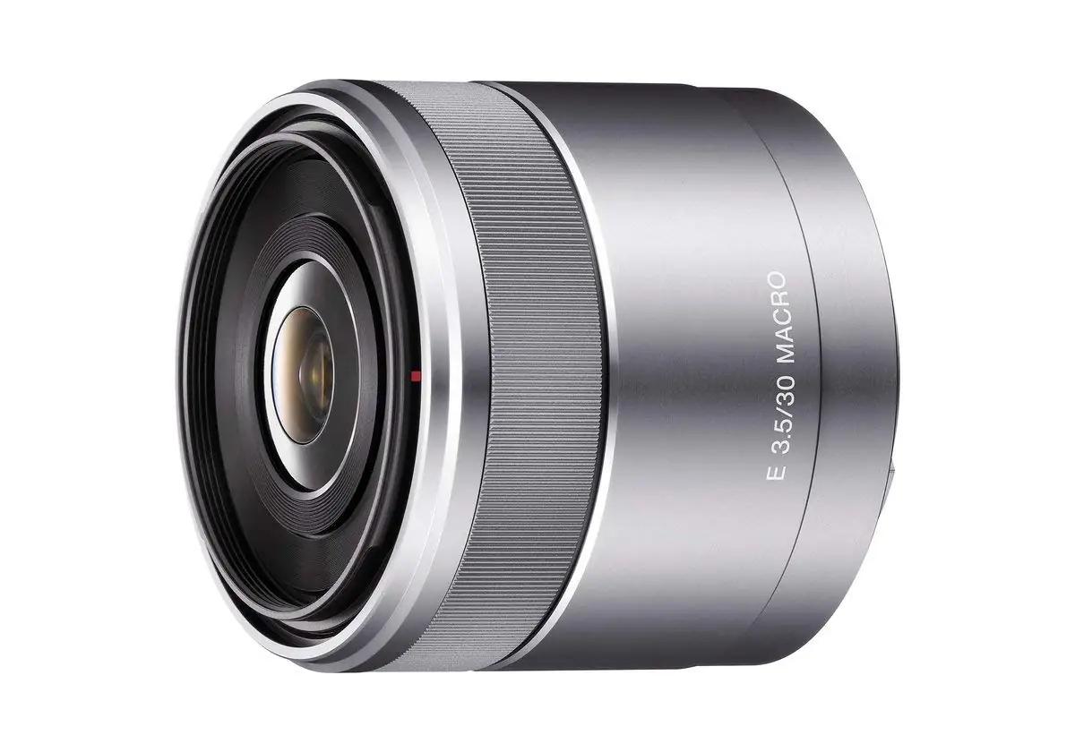 Sony kerge 30mm F3.5 makroobjektiiv – detailne lähedus – pakend ja tarvikud