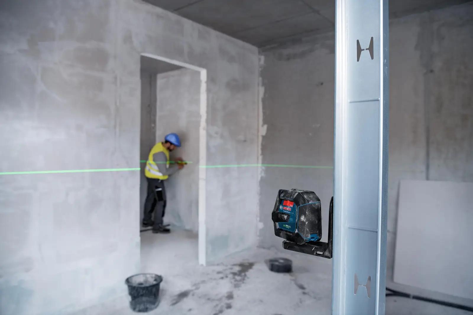 Bosch Professional tugeva kummiga siseruumi liinlaser GLL 2-15 – kasutusnäide