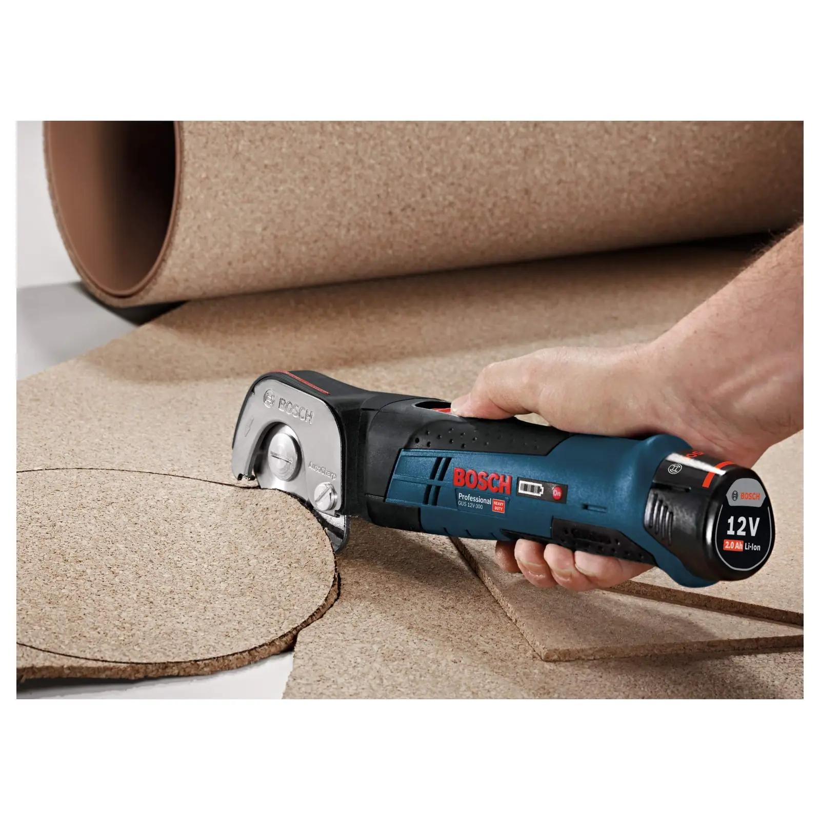 Bosch Professional tugev PVC-kattega akusakäär GUS 12V-300 – lisavaade