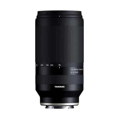 TAMRON kerge teleobjektiiv 70–300mm — mitmekülgne pildistamiseks – pakend ja tarvikud