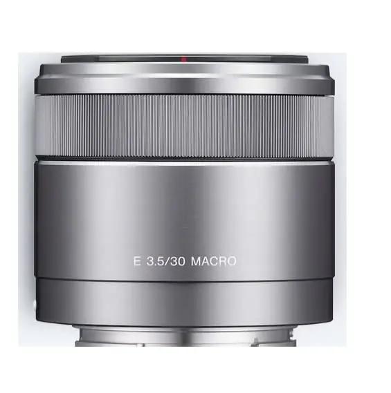 Sony SEL30M35.AE kaameraobjektiivid – detailne lähivaade