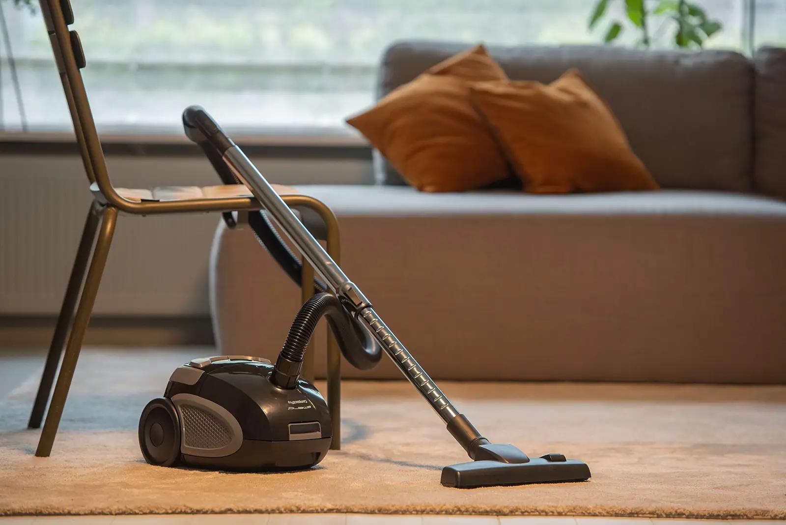 Emerio tõhus tolmuimeja 800 W – kompaktne ja kerge – lisavaade