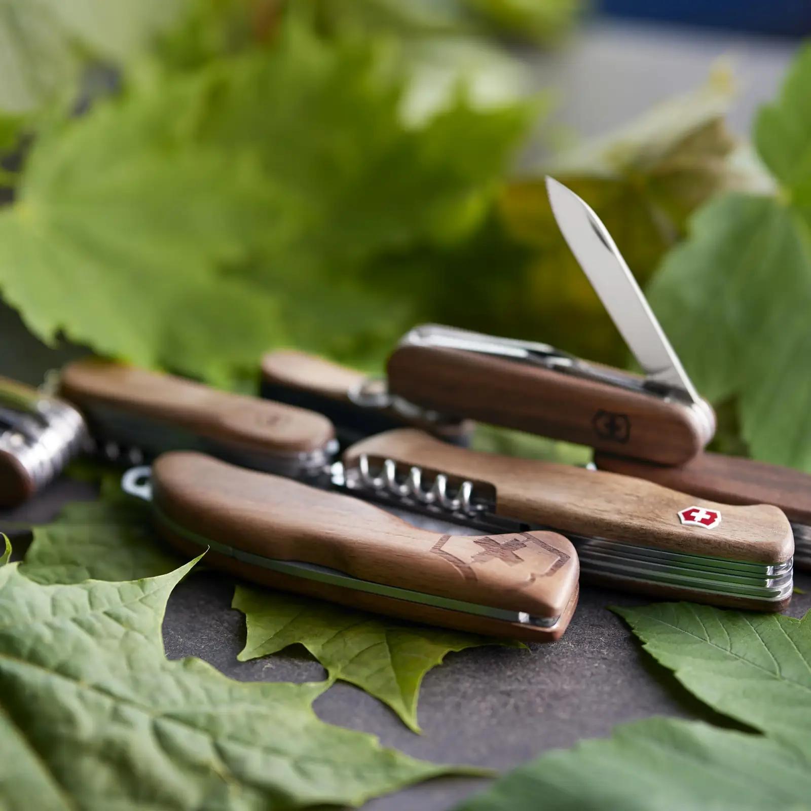 Victorinox puidust maniküüritööriist – vastupidav ripats charm – lisavaade