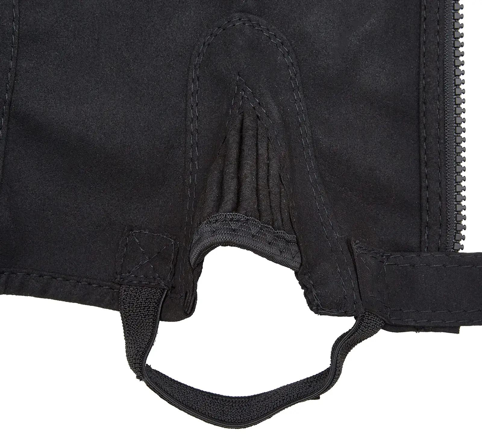 Covalliero nahkne Mini-Chaps ClassicStretch — mugavus – kasutusnäide