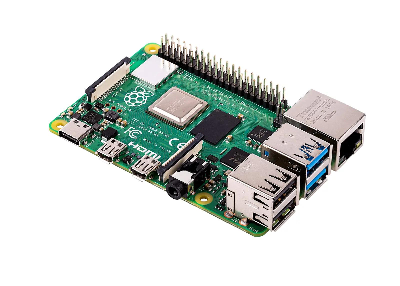 Raspberry Pi kerge plastikist lauaarvuti moodul — 4 GB mälu – detailne vaade