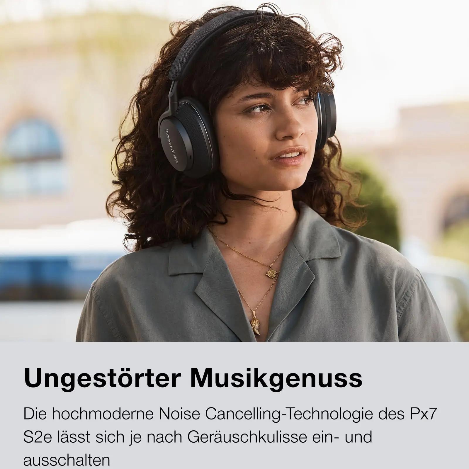 Bowers & Wilkins kõrgekvaliteediline üle-kõrva kõrvaklappide – kasutusnäide