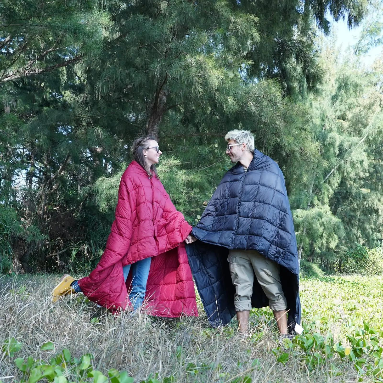 KingCamp kerge ja veekindel reisitekk — ideaalne matkaks – kasutusnäide
