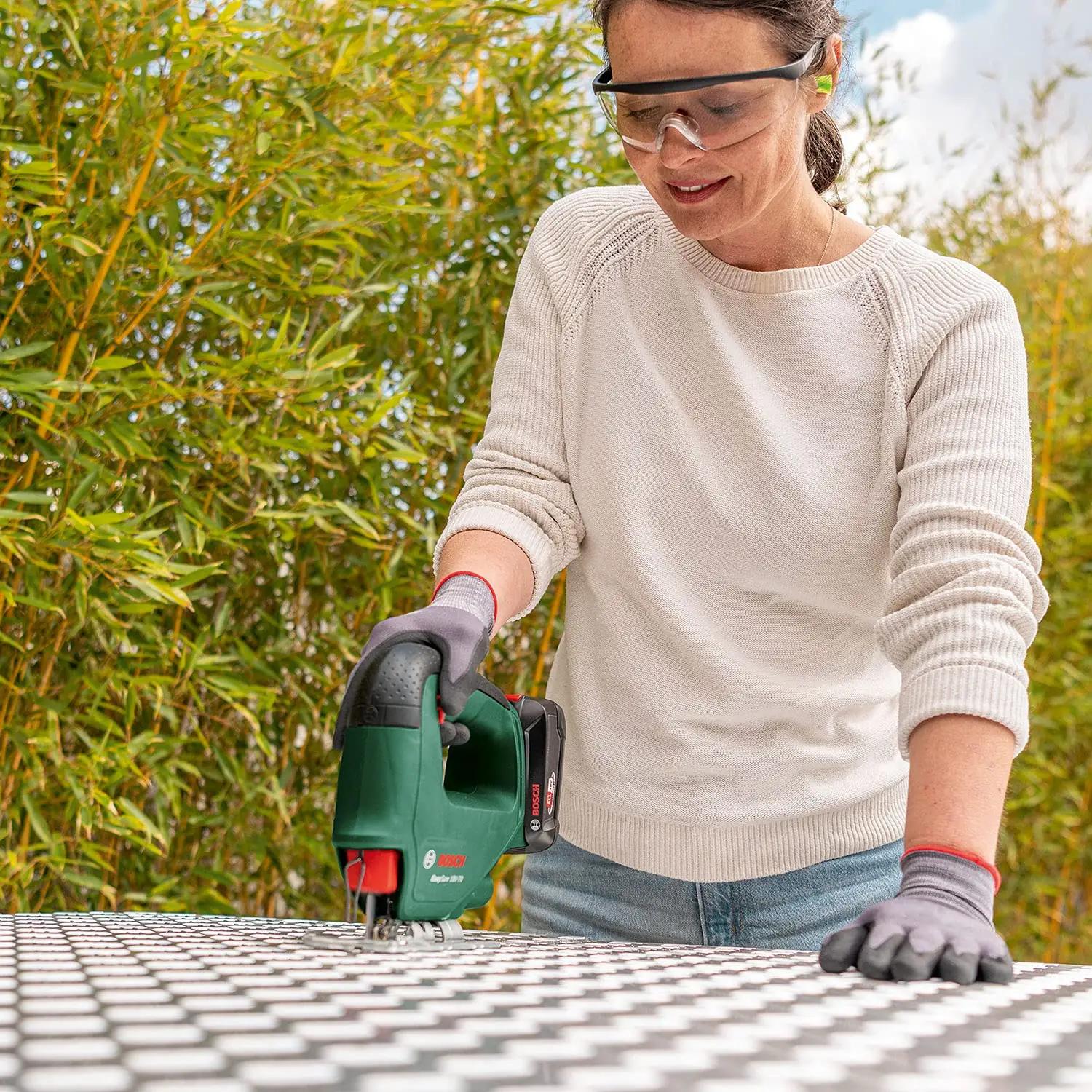Bosch EasySaw 18V-70 juhtmevaba saag — kompaktne tööriist – lisavaade