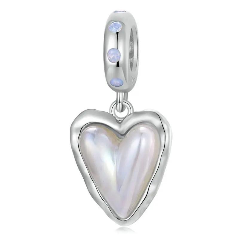 NINGAN helmed (bead charms) – toote esivaade