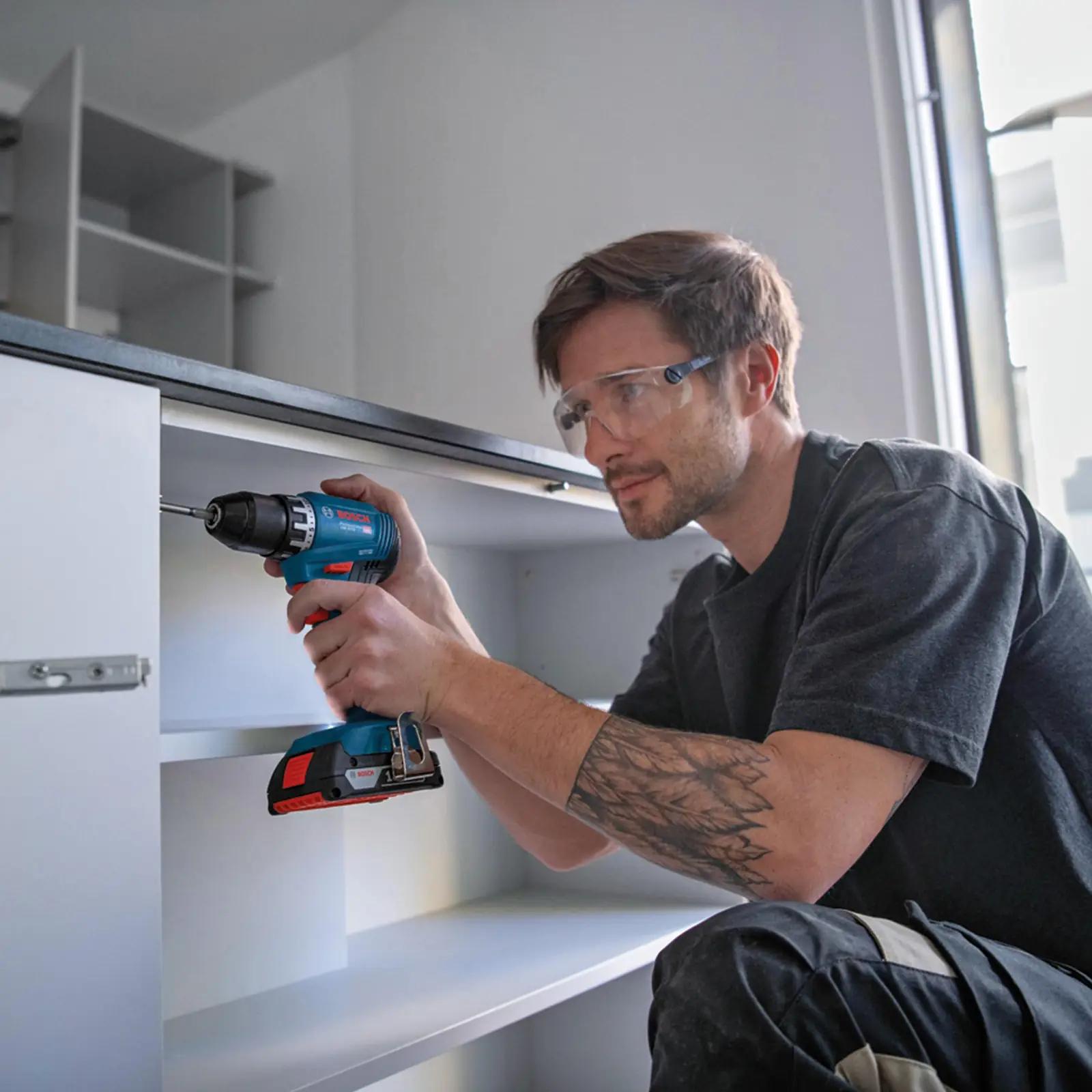 Bosch Professional vastupidav 18V akupuur-keeraja tööriist – kasutusnäide