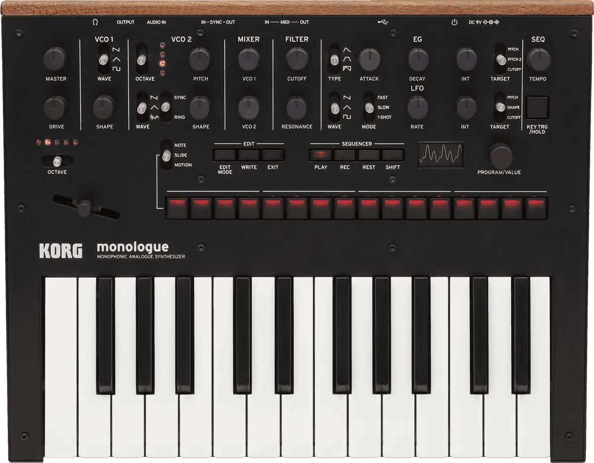KORG monofoniline analoog-süntesaator — kompaktne puidust korpus – detailne vaade