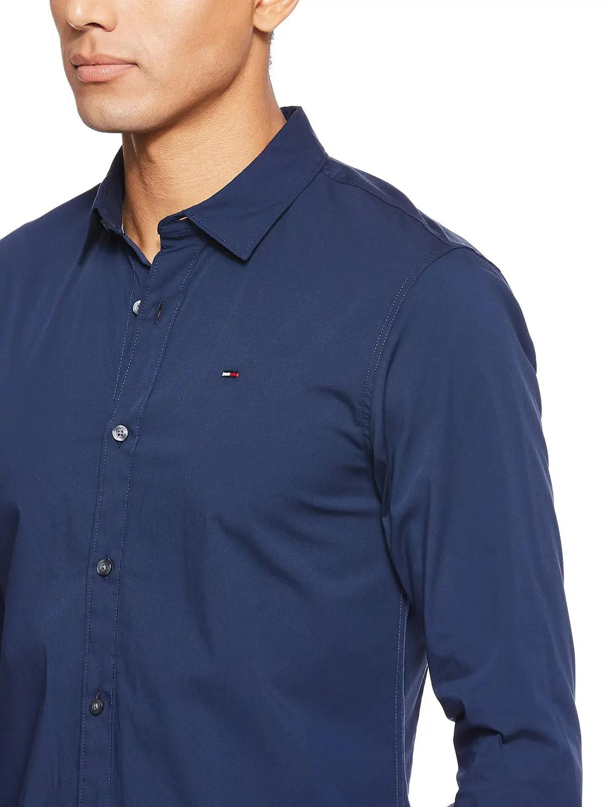 Tommy Jeans puuvillane meeste särk – peen slim fit stiil – pakend ja tarvikud