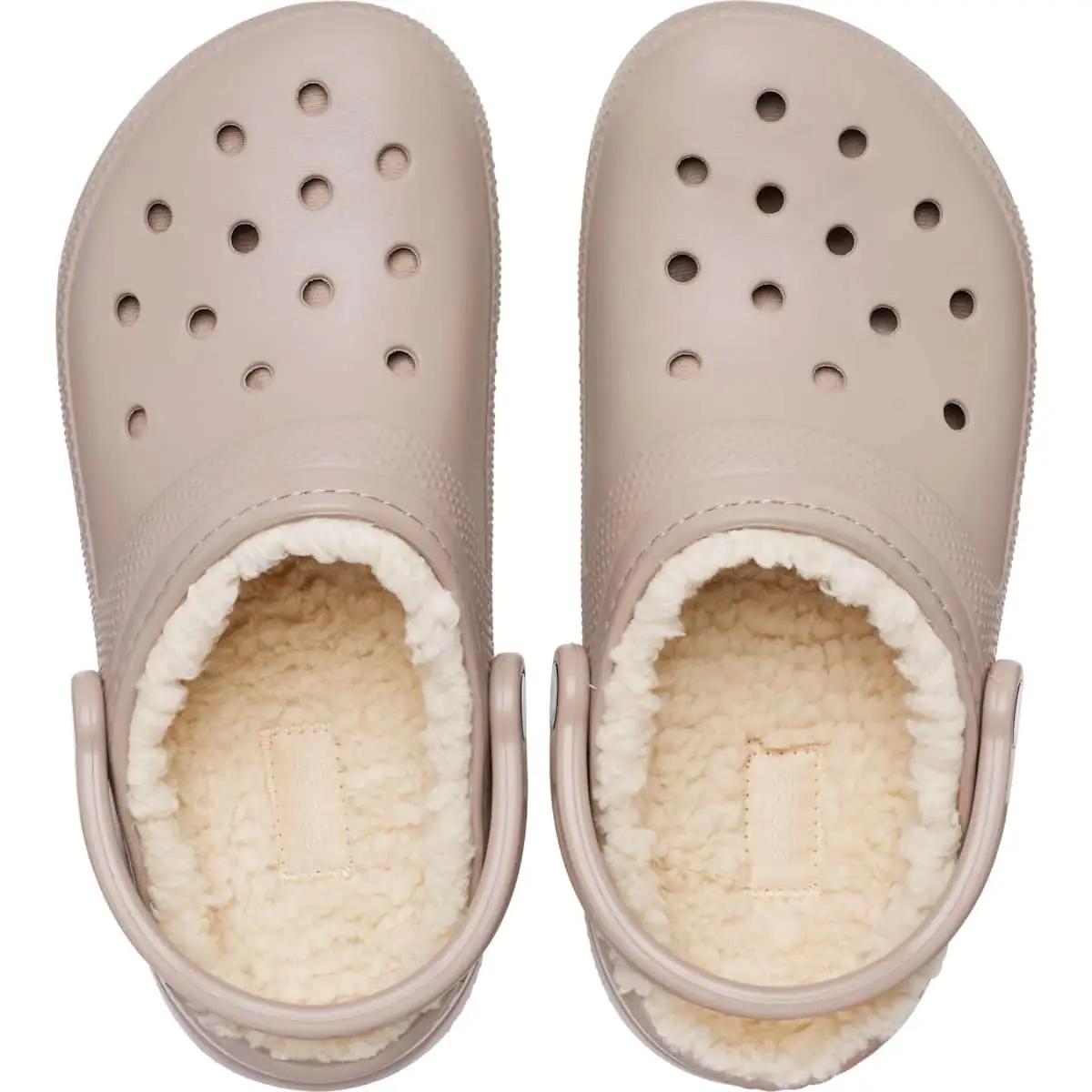Crocs pehmete sisuga nahasõbralik klotsklump kingitus – kasutusnäide