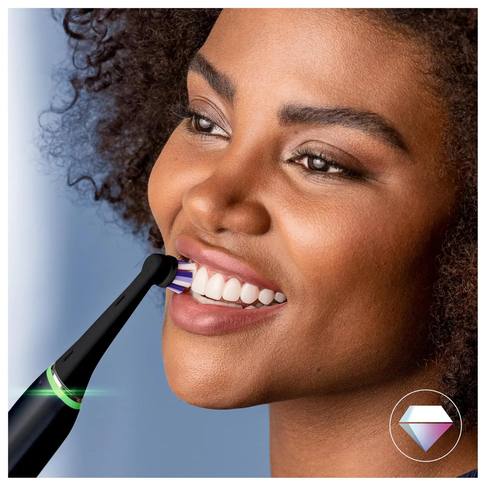 Oral-B valgendavad asendusharjased 6 tk — pehme nylon – pakend ja tarvikud