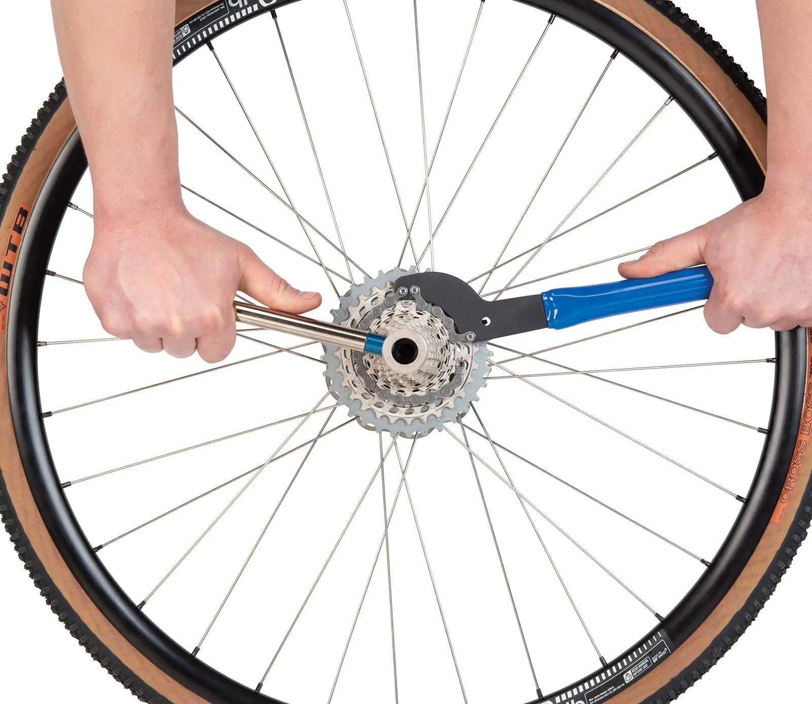 Park Tool vastupidav plastikust ketivõtja ja ketiga SR-2.3 – pakend ja tarvikud