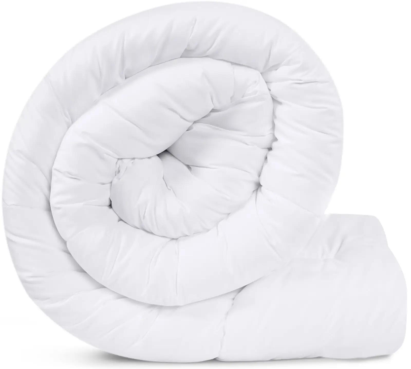 Utopia Bedding pehme aastaringi tekk 240×260 cm — hingav ja soe – pakend ja tarvikud