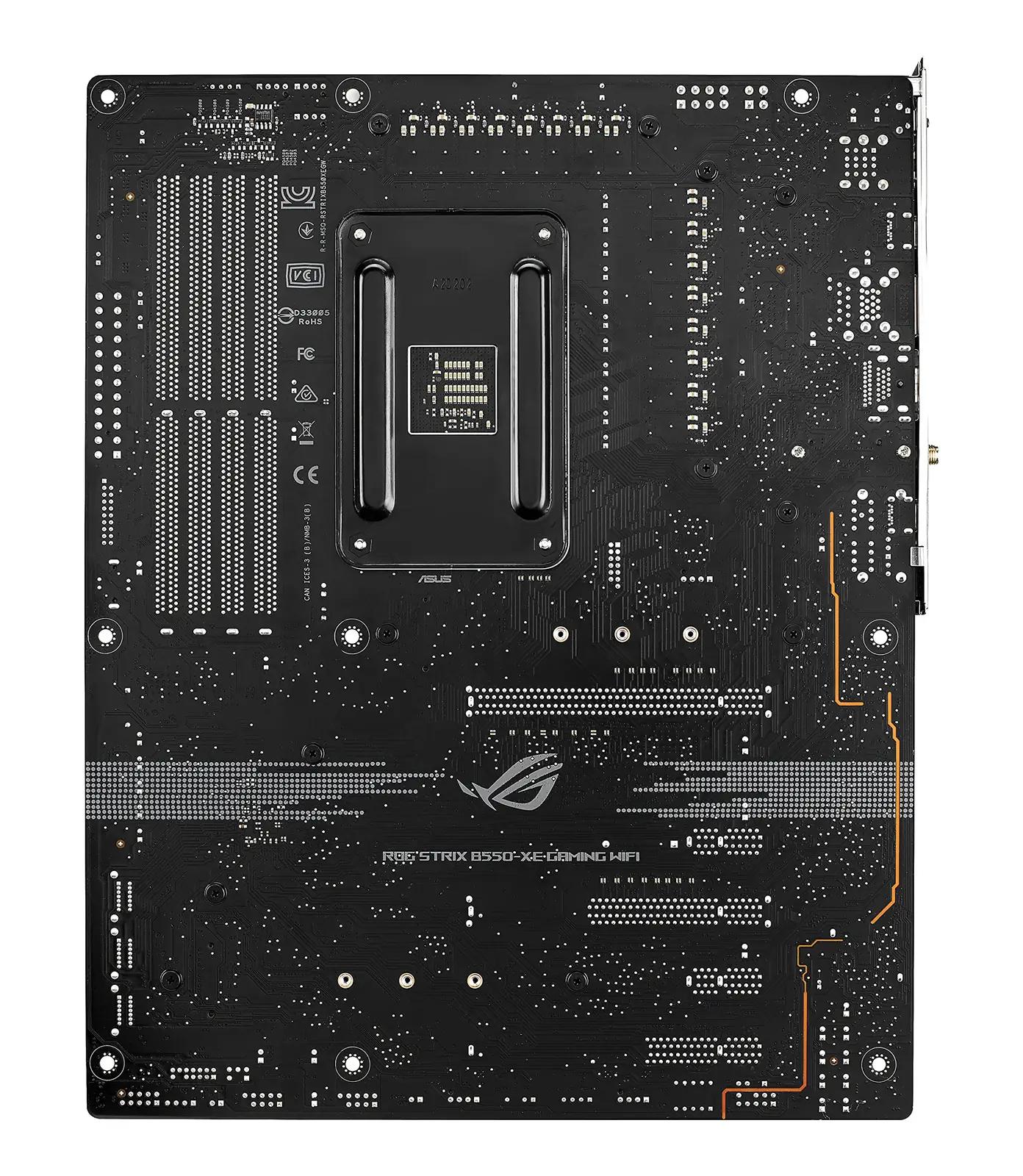 ASUS ROG Strix B550-XE Gaming emaplaat — tugev ja laienenud – pilt 8