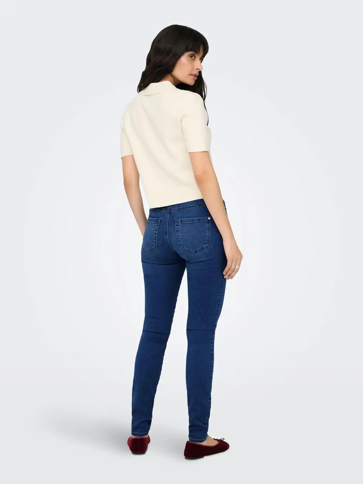 ONLY teksad — pehme puuvill, figuurisobiv skinny stiil M – kasutusnäide