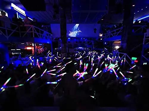 Kumundo mitmevärvilised LED-ribad peoks ja pulmadeks – pilt 8