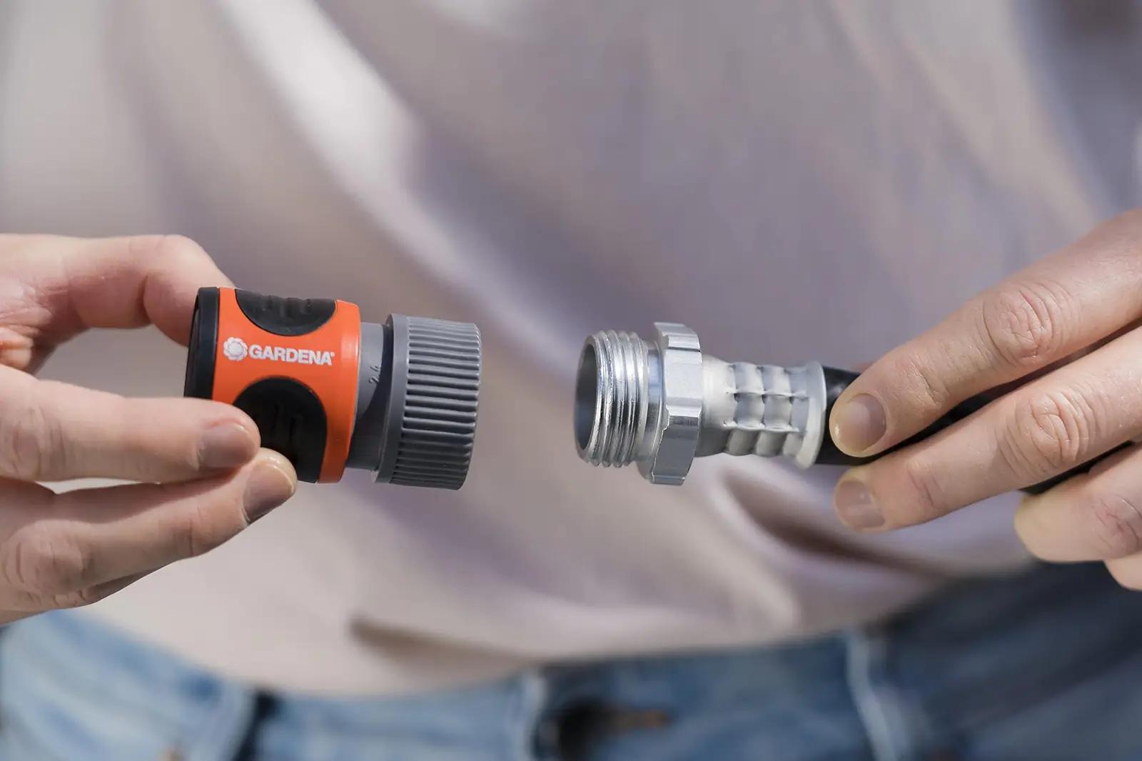 Gardena vastupidav plastikust voolikuliide – ideaalne ühendus – pakend ja tarvikud