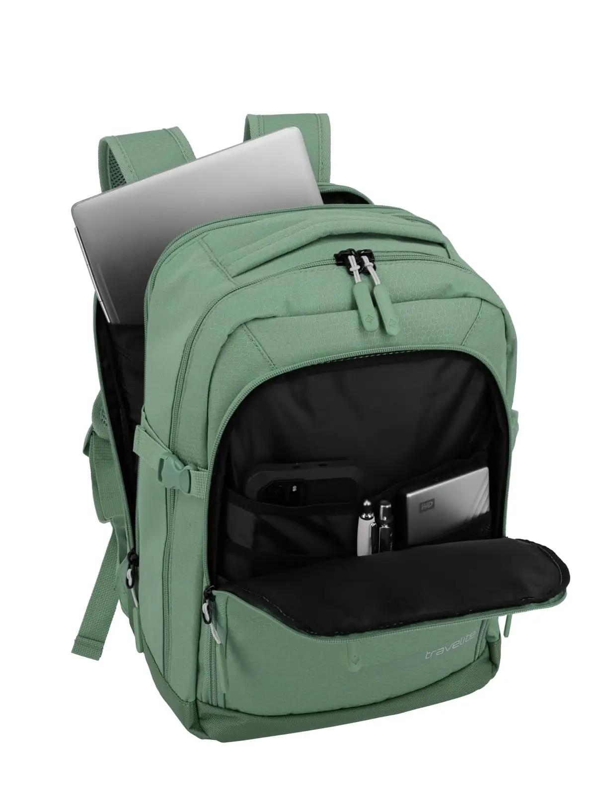 Travelite salvei polyester seljakott reisiks – käepärane 40 cm – kasutusnäide