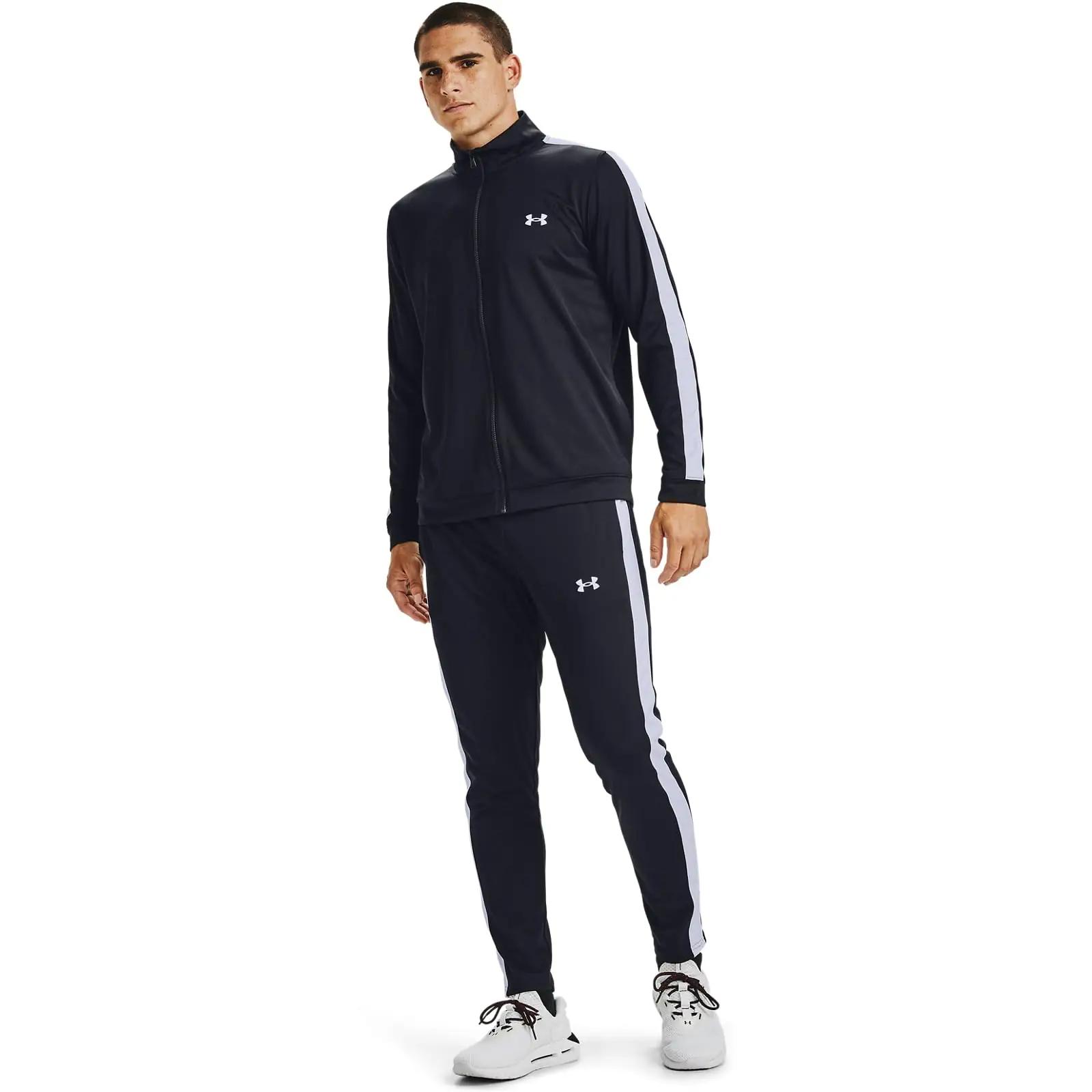 Under Armour hingav polüestrist treeningülikond — mugavust ja – kasutusnäide