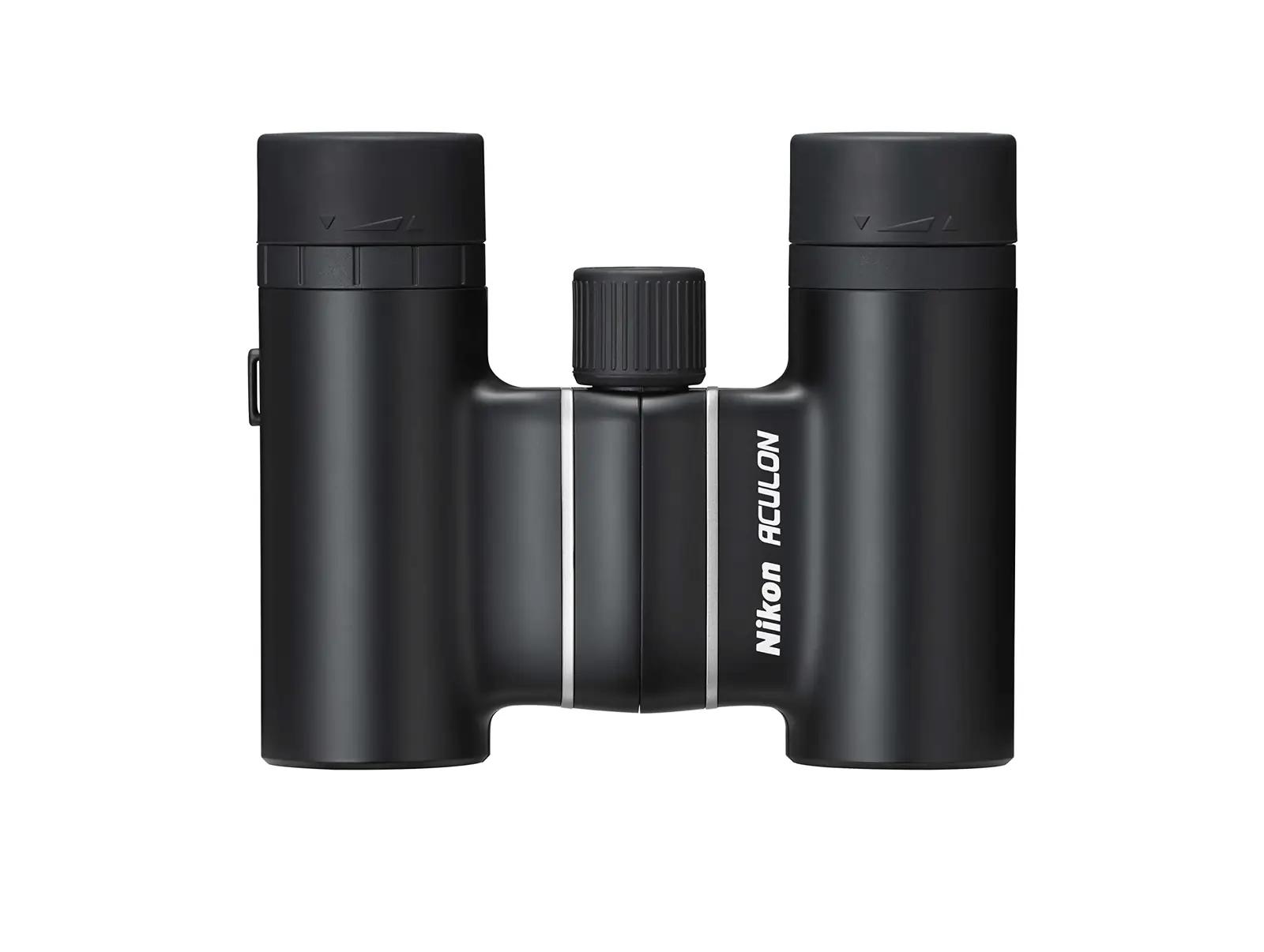 Nikon kompaktne vaateprillid Aculon T02 – kerge matkaks – pakend ja tarvikud