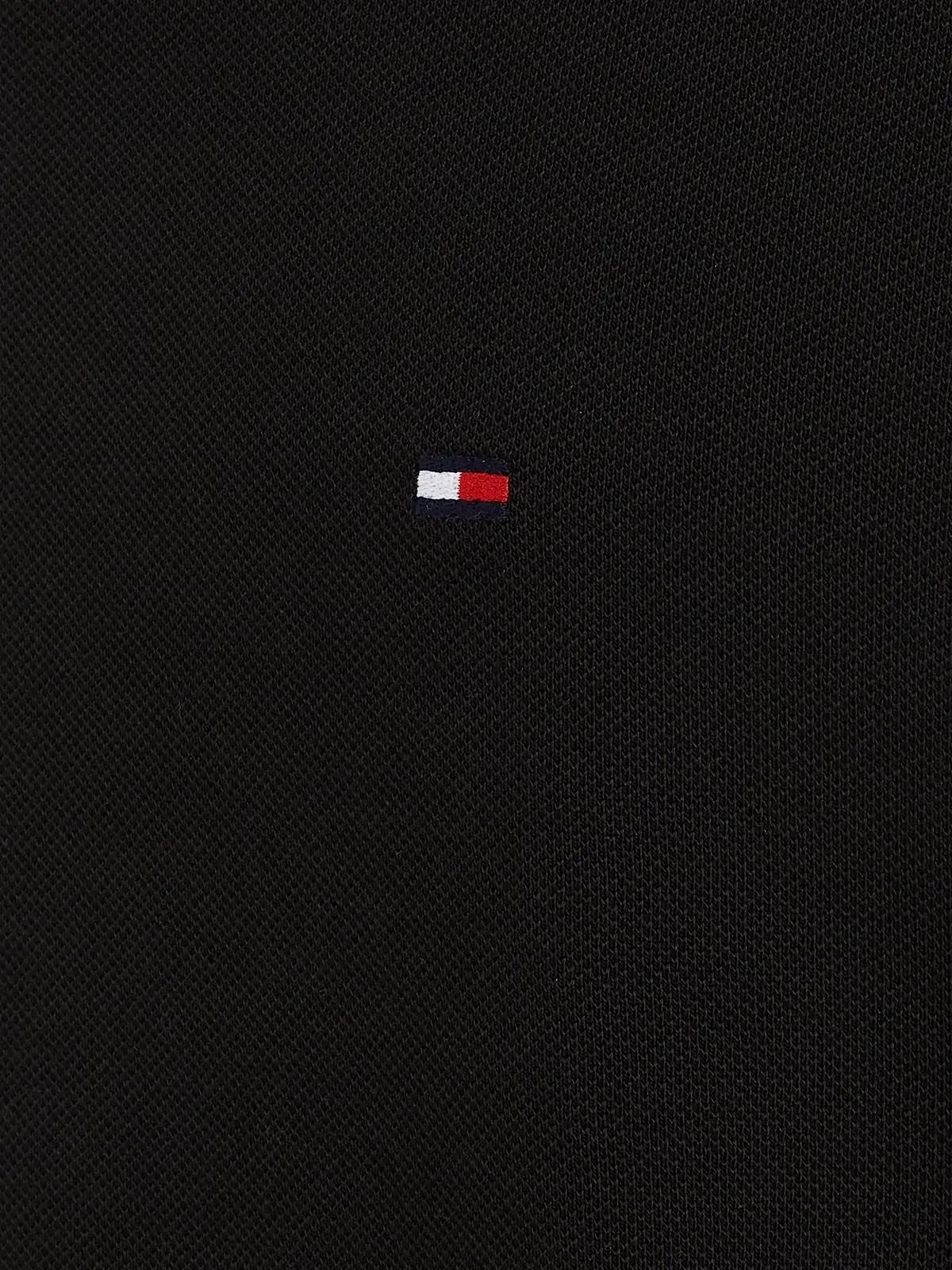 Tommy Hilfiger puuvillane slim fit polo – mugav kingitus meestele – kasutusnäide