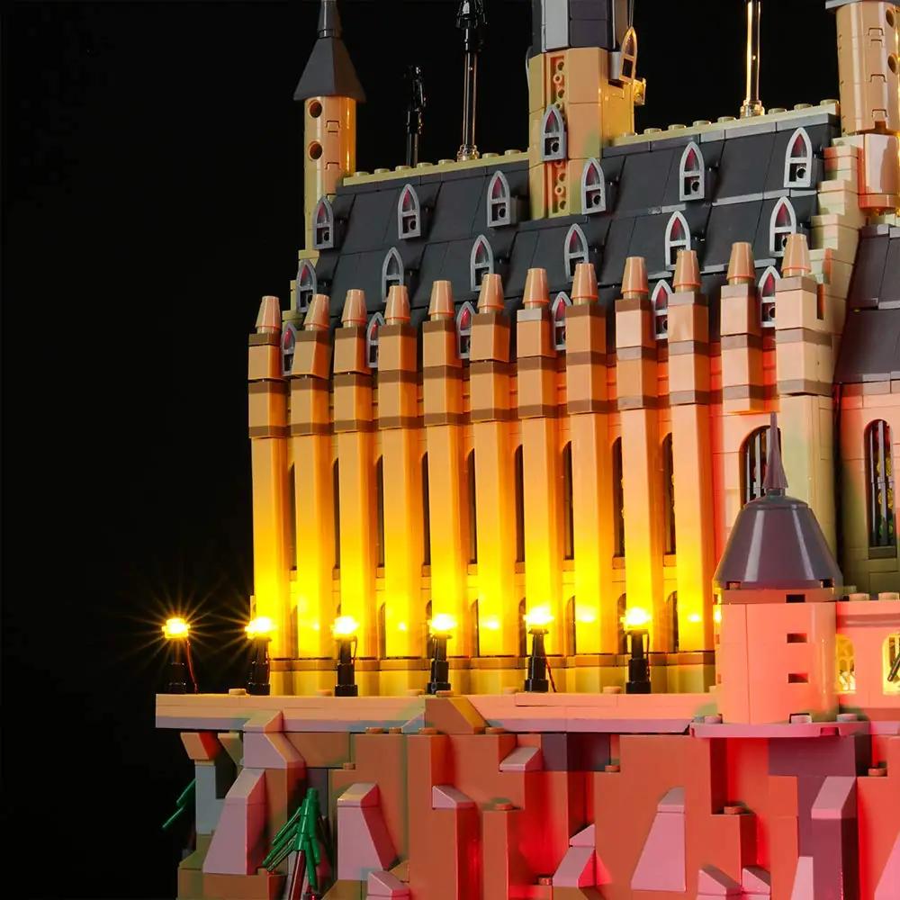 BRIKSMAX LED-valgustussüsteem Hogwartsi lossile — detailne efekt – lisavaade