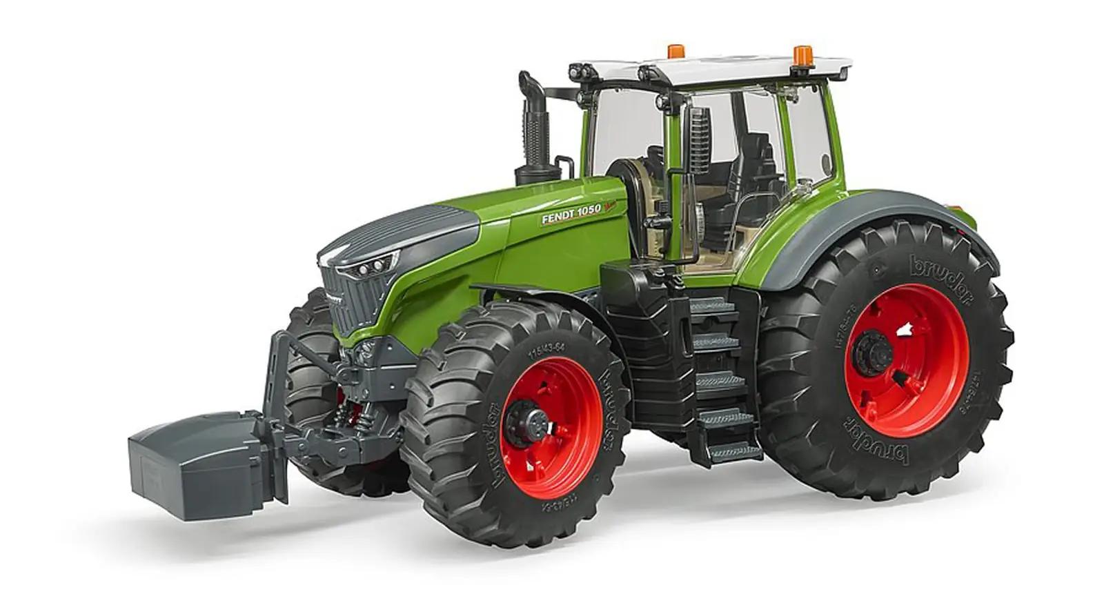 bruder Fendt 1050 Vario – vastupidav plastiktraktor mängimiseks