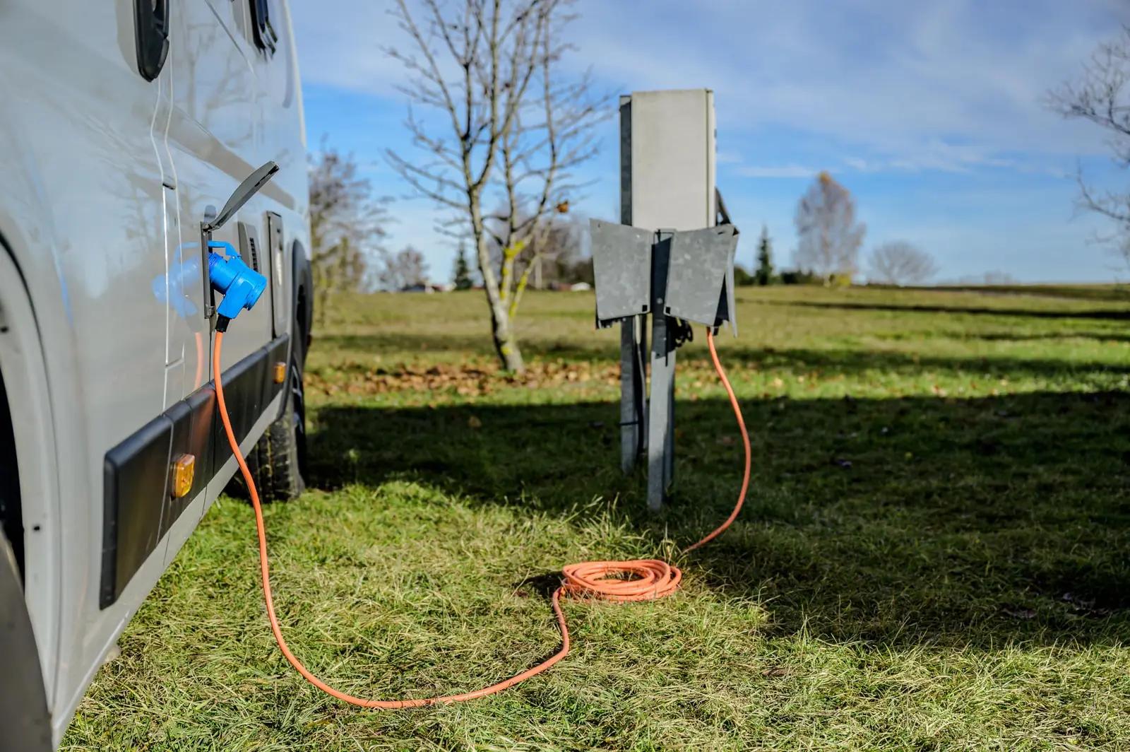 Brennenstuhl vastupidav CEE-pikenduskaabel 10 m välitingimusteks – lisavaade