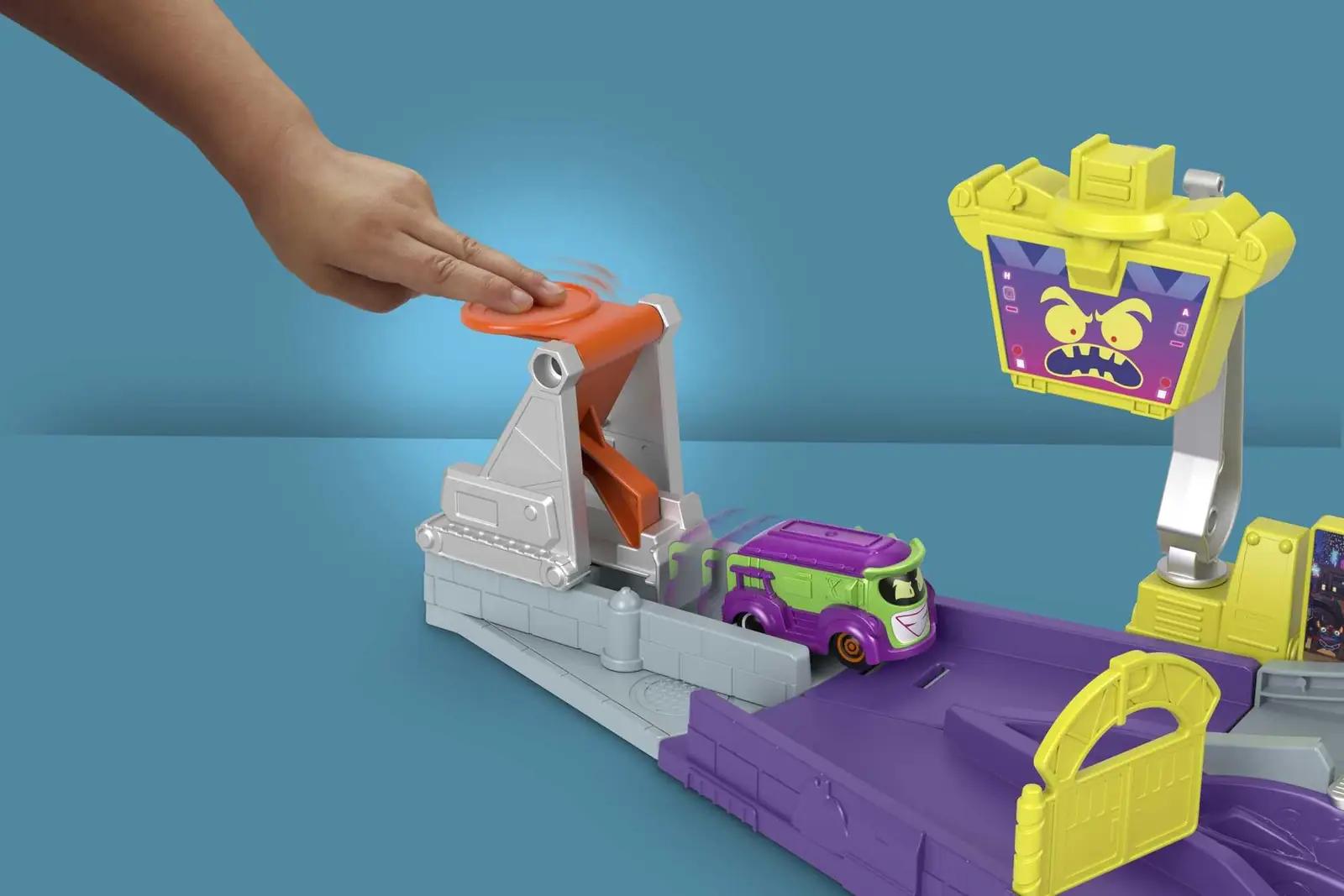 Fisher-Price lasteautotee plastikust mängukomplekt kingituseks – pakend ja tarvikud