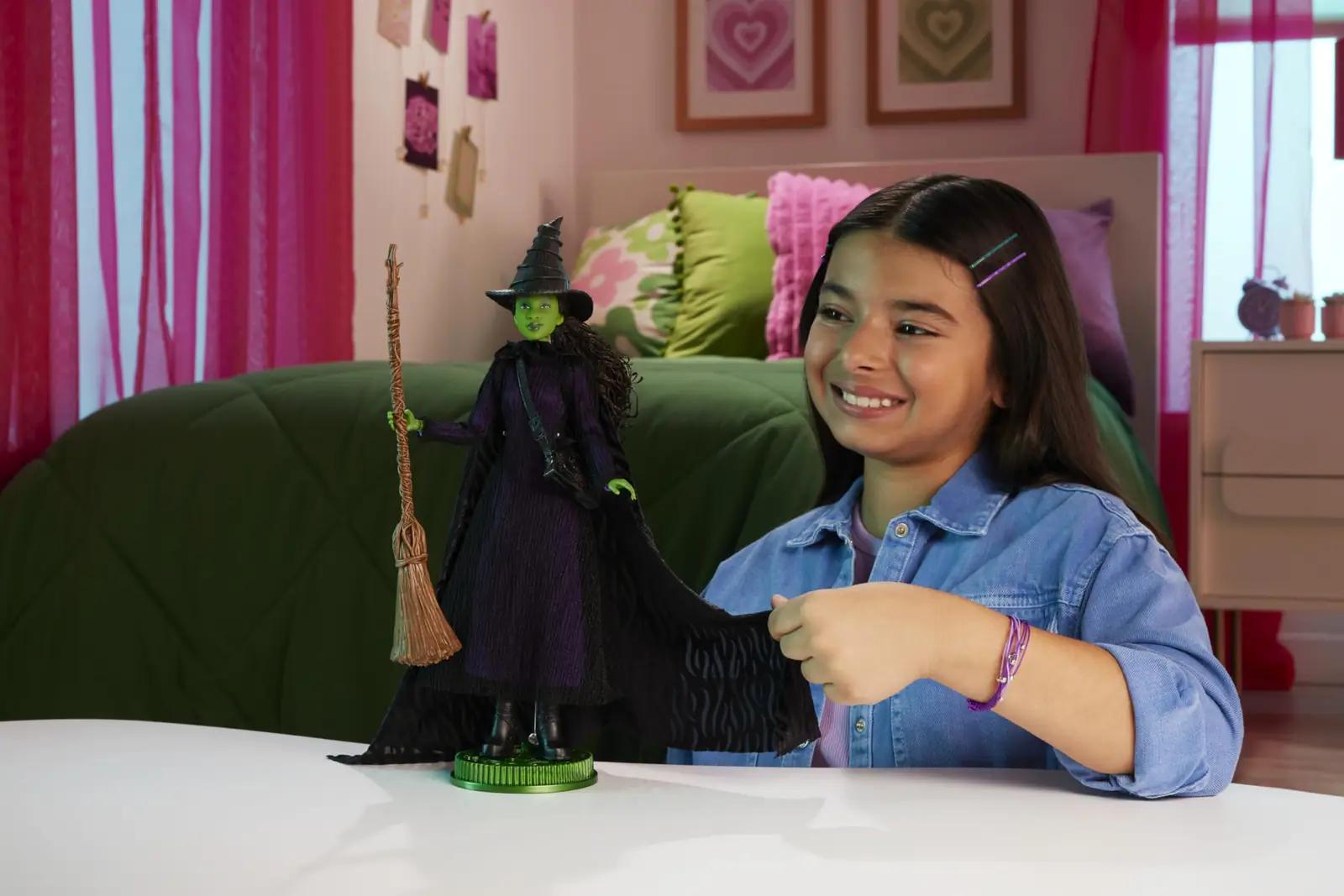 Mattel elegantne Elphaba moe-nukk – kink idee lastele – detailne vaade