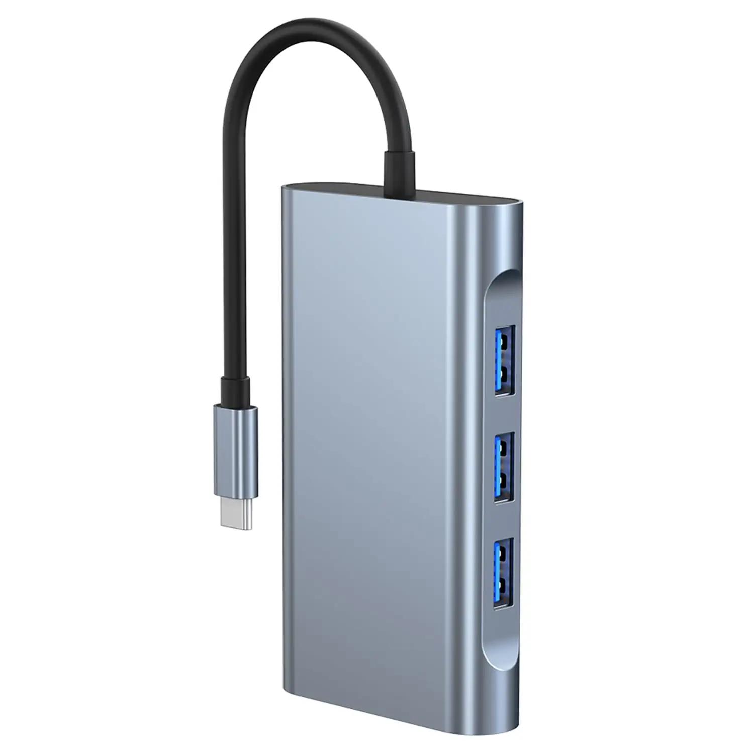 YMY metallist multiport-dokk kahe HDMI ja laadimisega – kasutusnäide