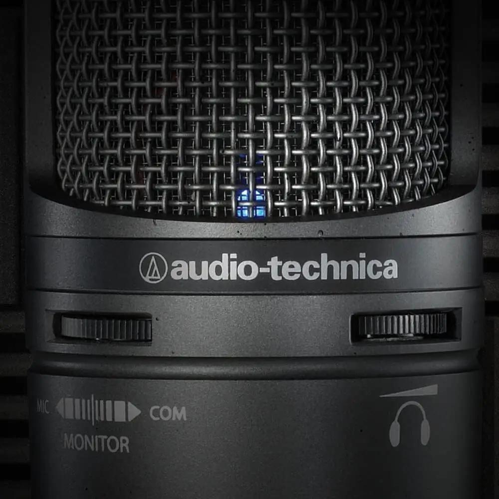Audio-Technica kvaliteetne kondensatormikrofon stuudiokasutuseks – pakend ja tarvikud