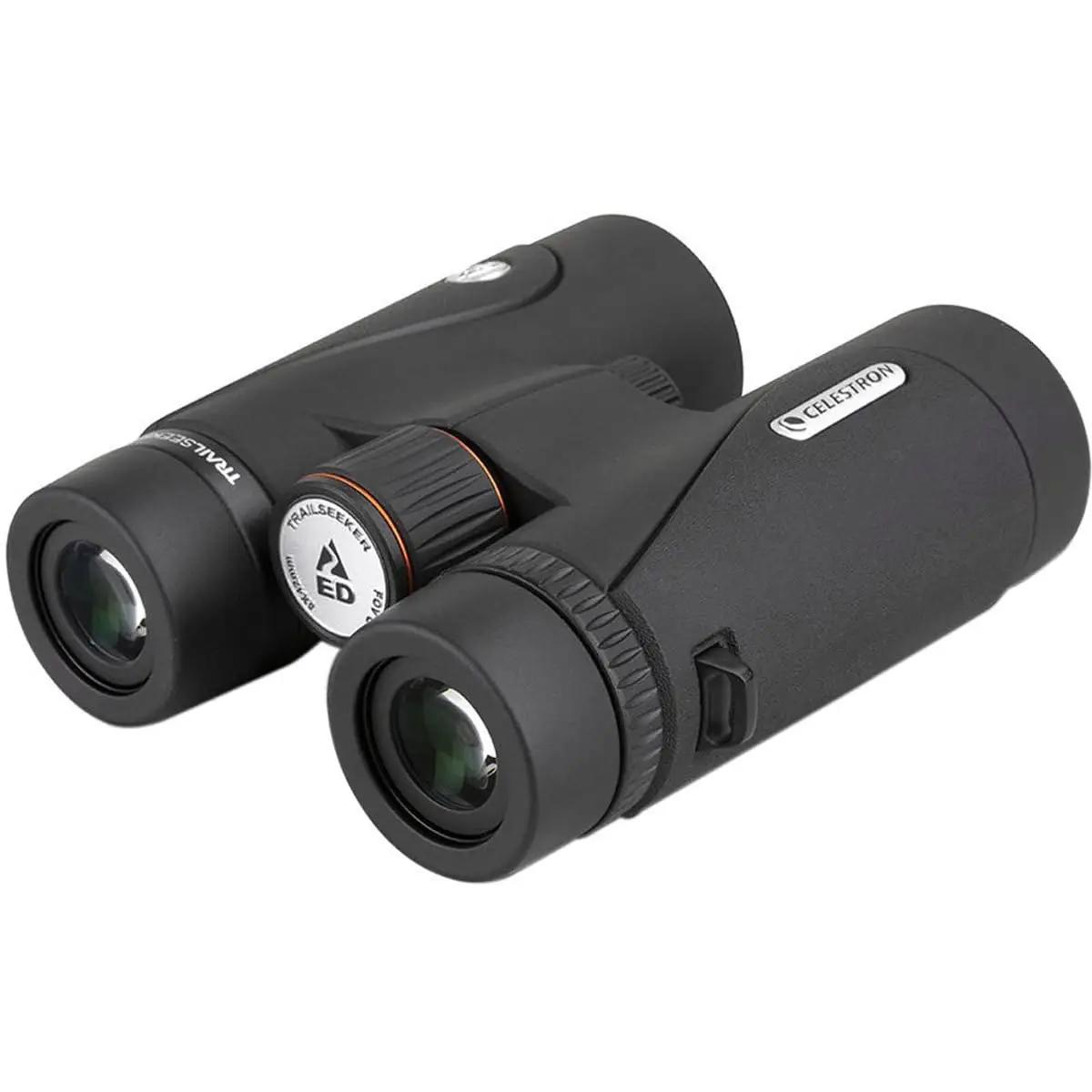 Celestron binokkel TrailSeeker ED 8×42 — vastupidav matkabinokkel – pakend ja tarvikud