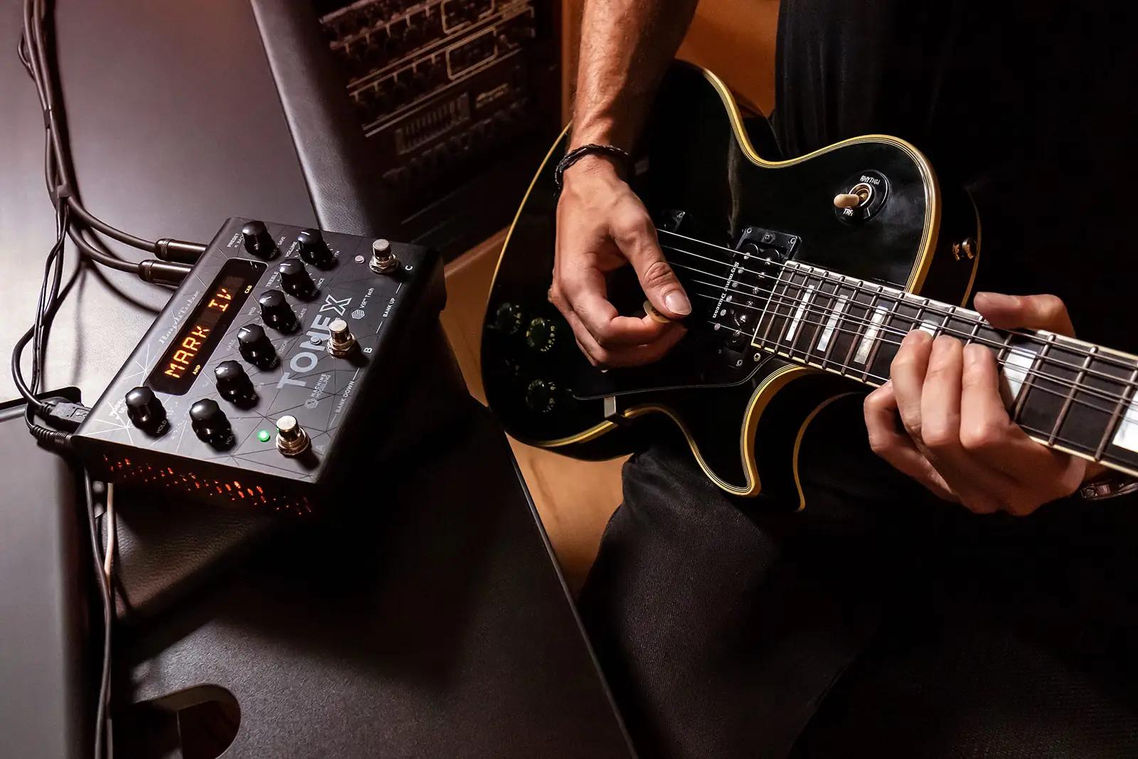 IK Multimedia distortsioon ja overdrive TONEX Pedal – detailne vaade