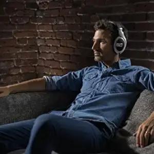 Sennheiser 506831 elektroonika – detailne lähivaade