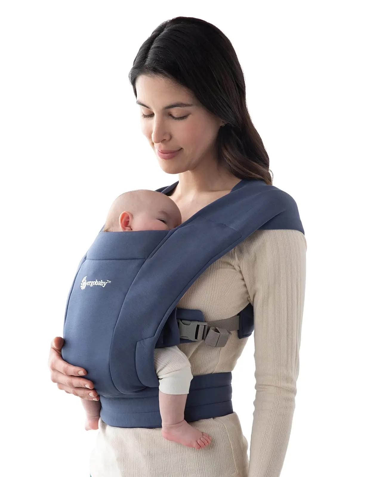 Ergobaby pehme kantetasku beebile — mugav ja ergonoomiline