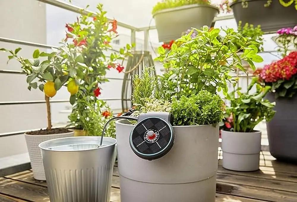 Gardena päikeseveega AquaBloom — ideaalne rõdukastidele – kasutusnäide