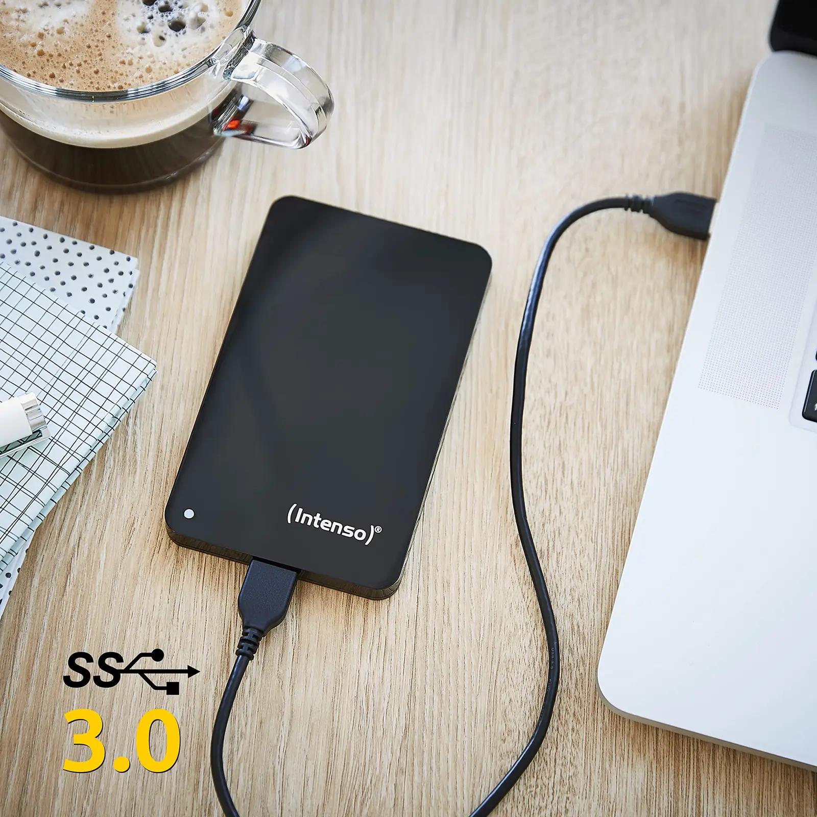 Intenso 1TB väline kõvaketas USB 3.0 — kaasaskantav ja vastupidav – pakend ja tarvikud