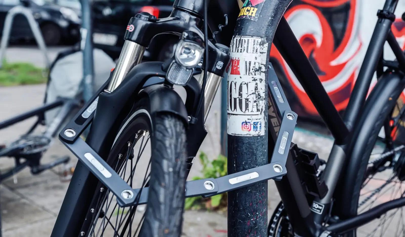 ABUS turvaline kokkukäiv rataslukustus — robustne ja mugav – detailne vaade