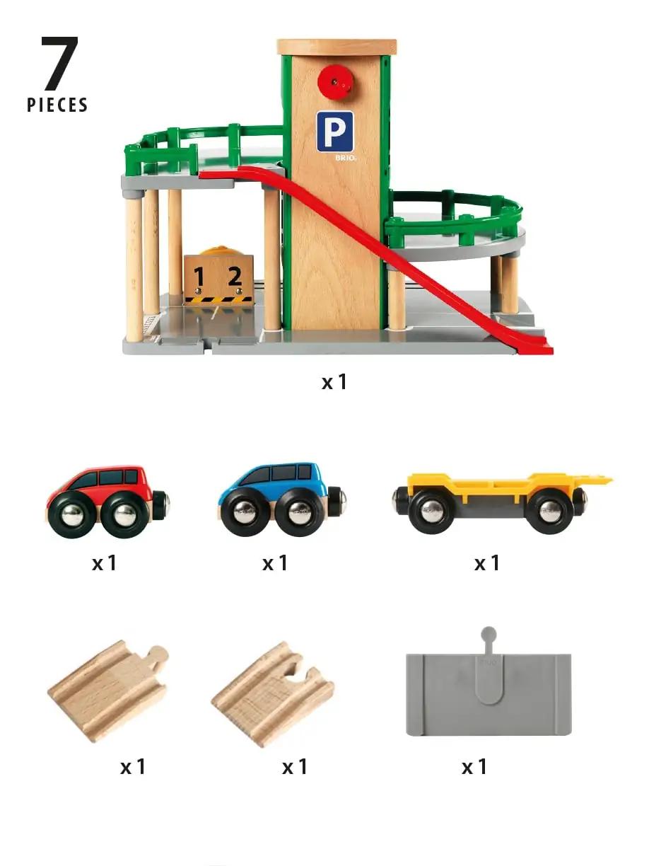 BRIO puidust parkla ja tee- ning raudteekomplekt lapse mänguks – detailne vaade