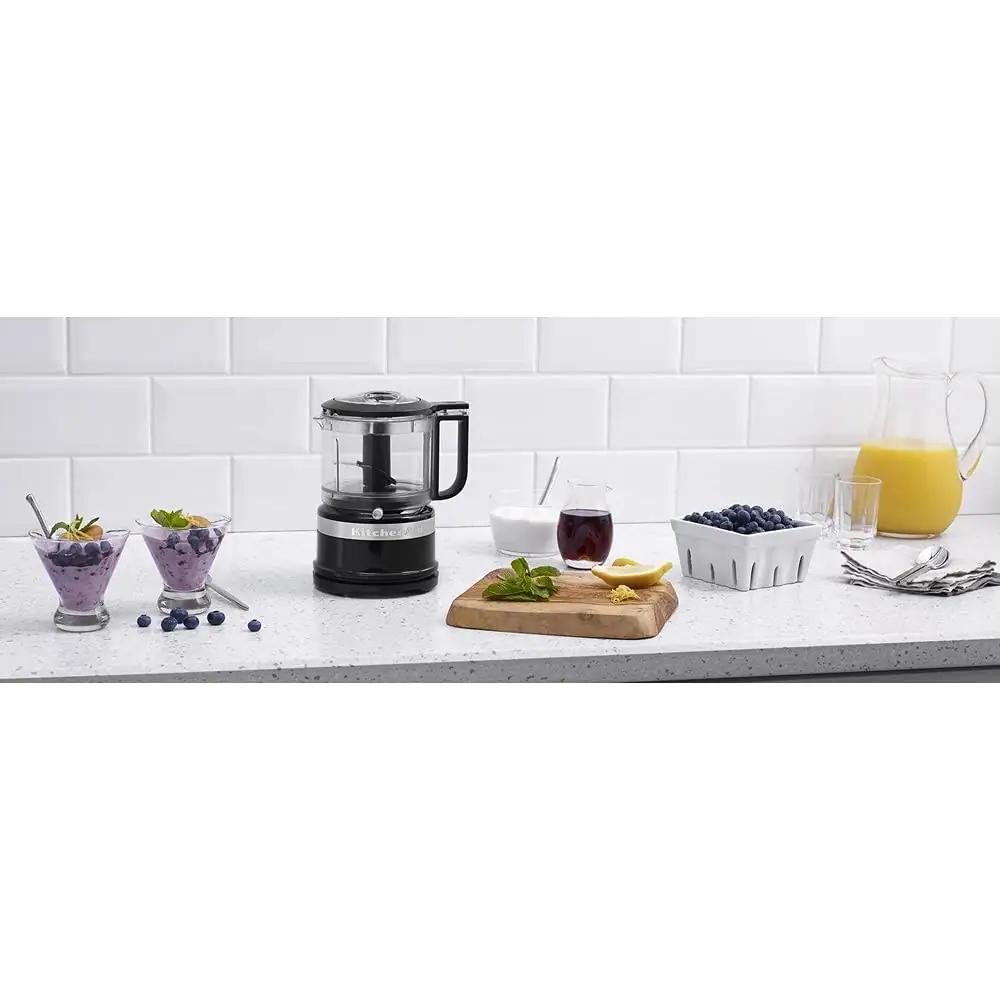 KitchenAid kompaktne hakkija — ideaalne kastmete ja lisandite – pakend ja tarvikud