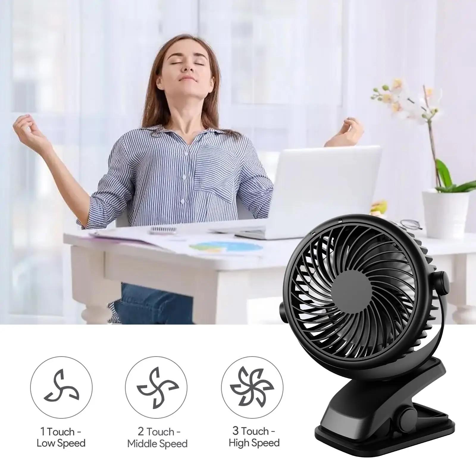 QHUI kompaktne laualiitena ventilaator — aku ja USB-ühendus – detailne vaade