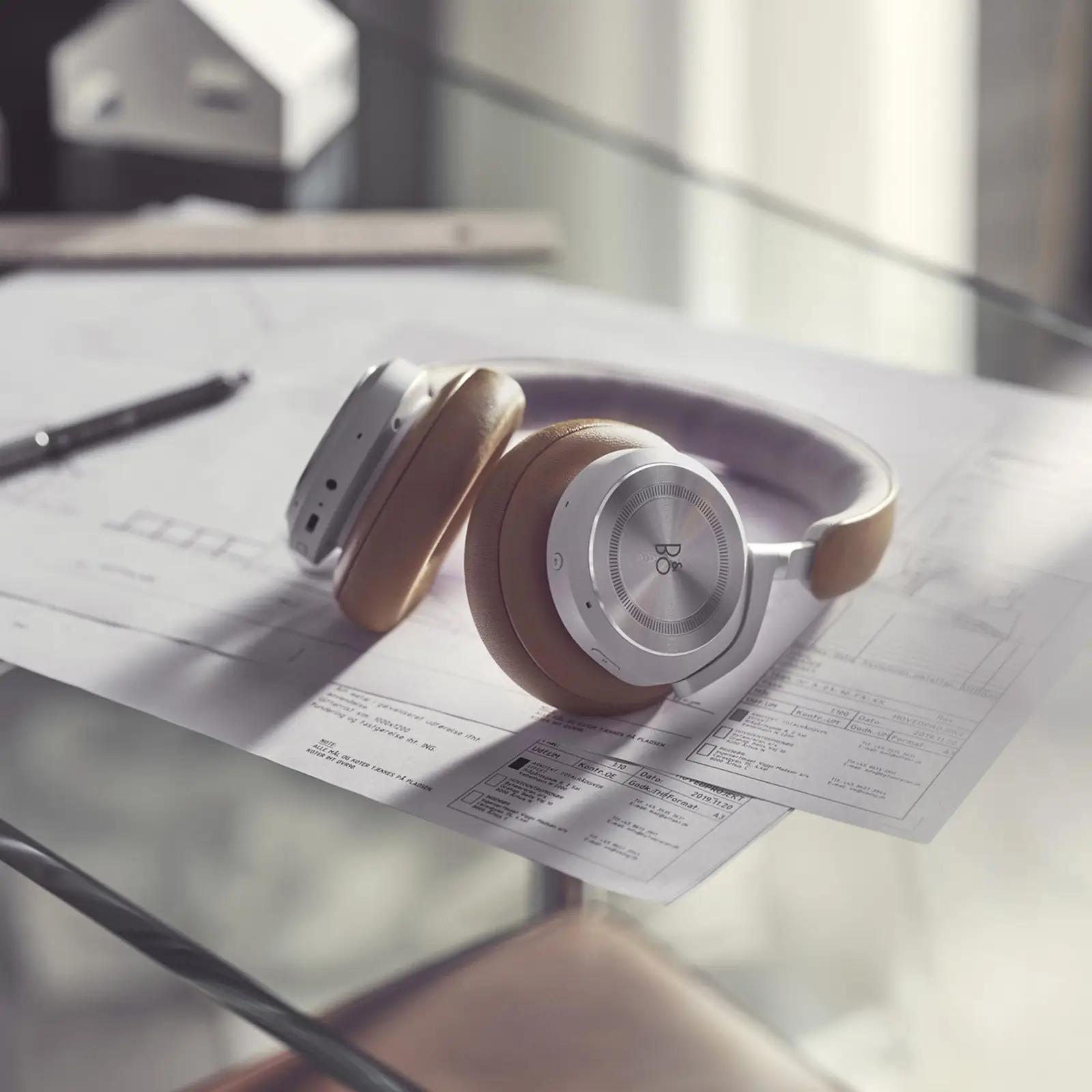 Bang & Olufsen Beoplay HX — premium-materjaliga mugav kõrvakate – pilt 7